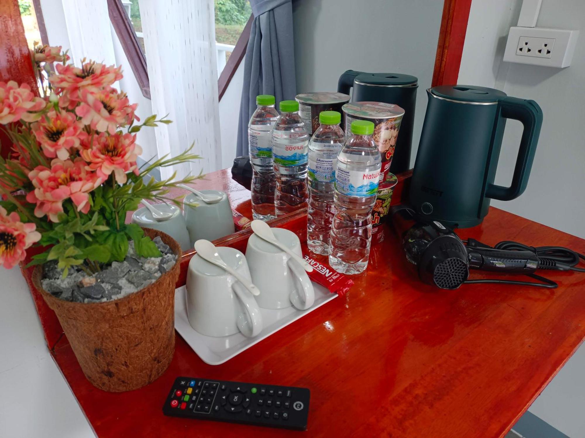 Boat And House Resort Khao Kho Quarto foto